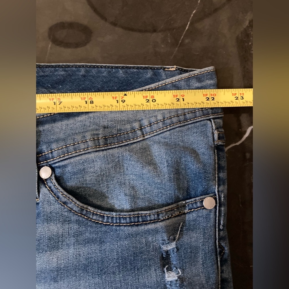 Torrid Luxe Slim Bootcut Jeans Super
Stretch Light Wash Size 24 Casual Everyday - Picture 10 of 15